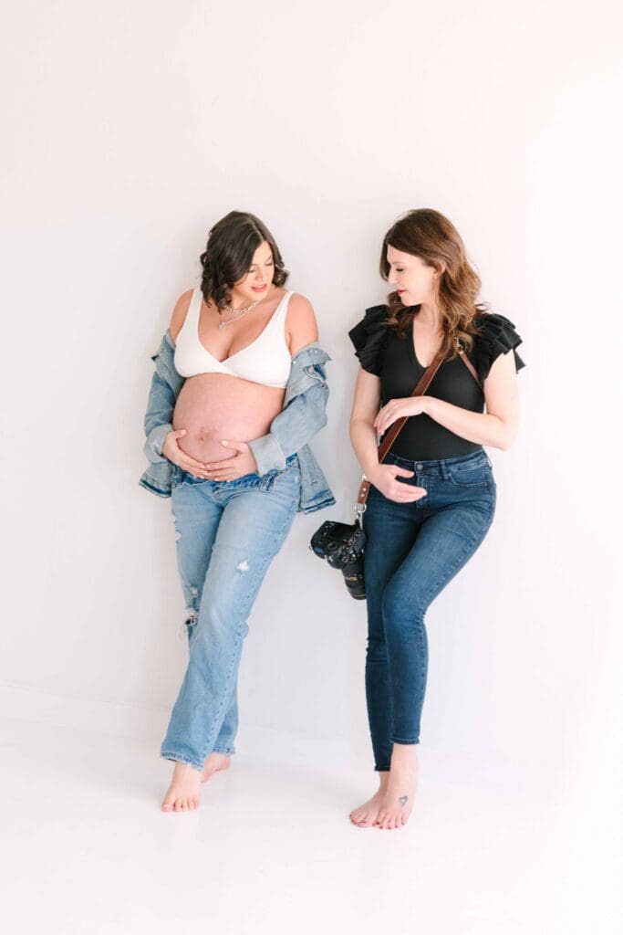 Oklahoma City photographer guiding client through poses